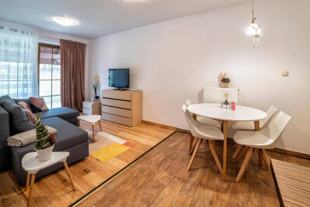 Apartmán U Podnoza Gor Sowich Pieszyce Exteriér fotografie